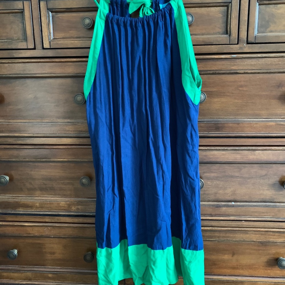 UGC Escapada resort dress